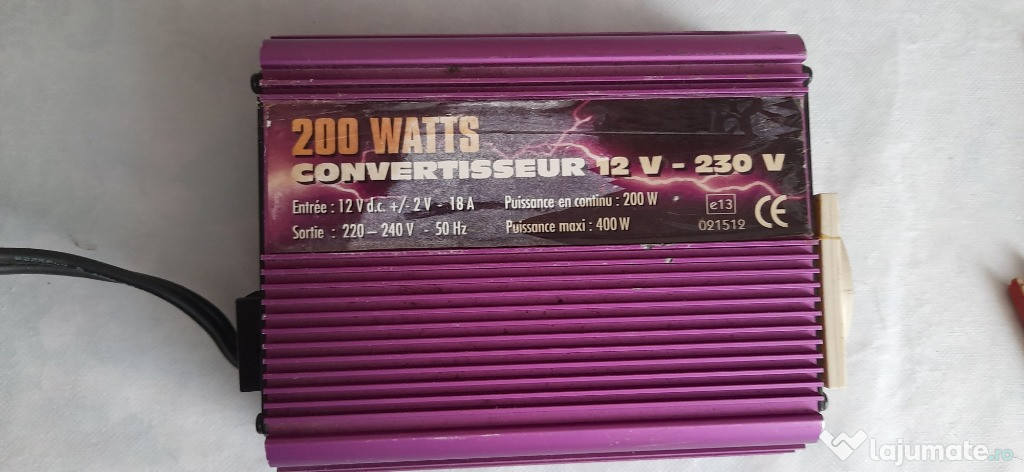 Invertor/Convertor Auto 12V la 220V -200W ,MAX 400W
