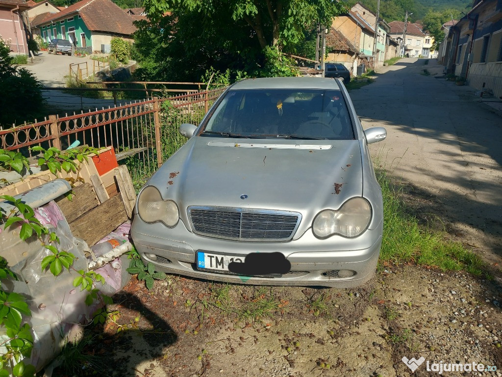 Mercedes c 2.2