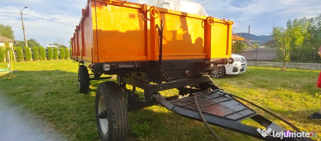 Vand remorca pe doua axa