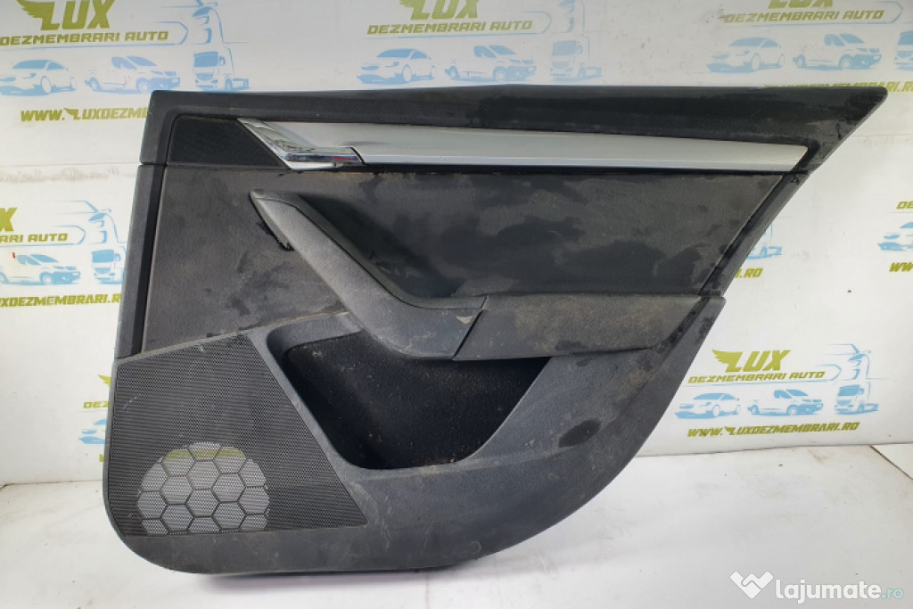 Panou fata de portiera dreapta spate 5e9867024m Skoda Octavia 3 [2013