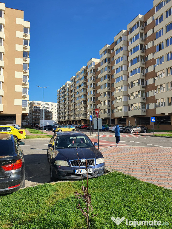 Apartament doua camere, deco, cartier rezidential Bacovia bloc 2023