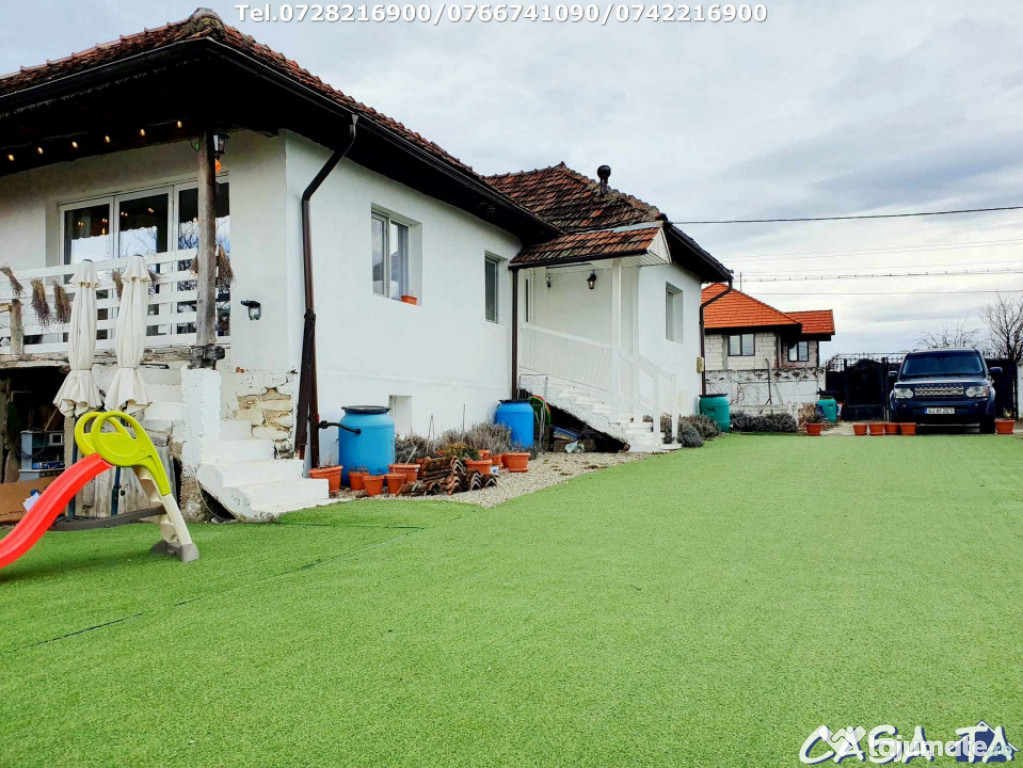 Închiriere casa cocheta, situata în Tetila