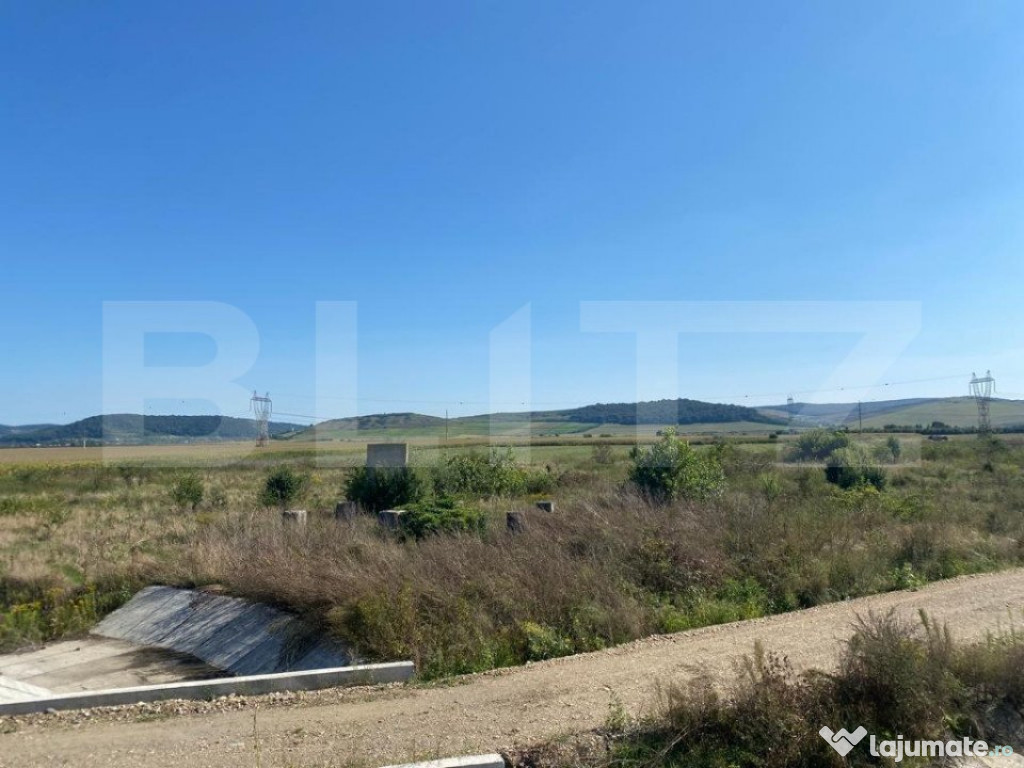 Teren extravilan in Ungheni, 41356 mp, langa autostrada A3