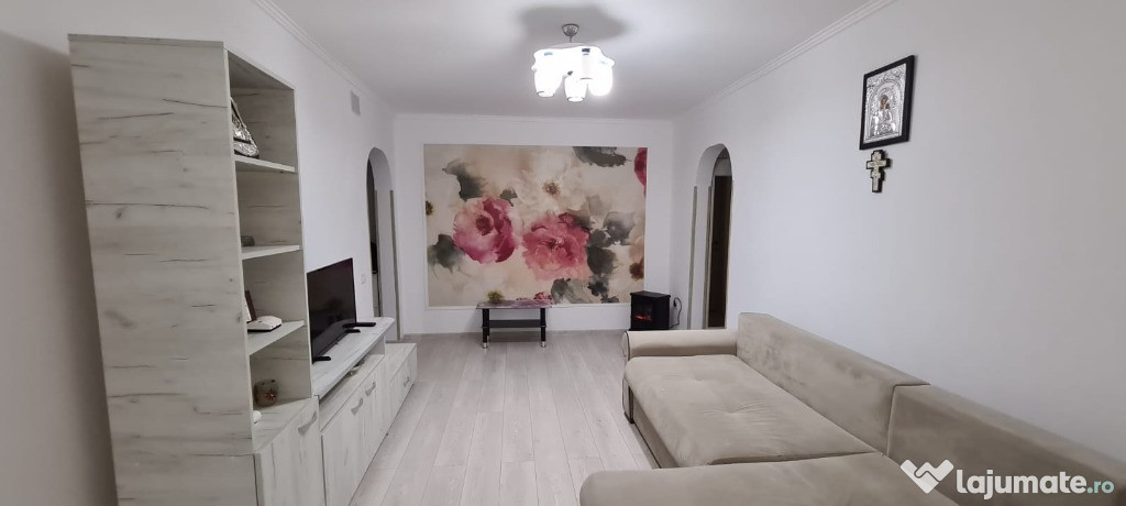 Apartament cu 2 camere de vanzare in Sinaia - Zona Platou Izvor