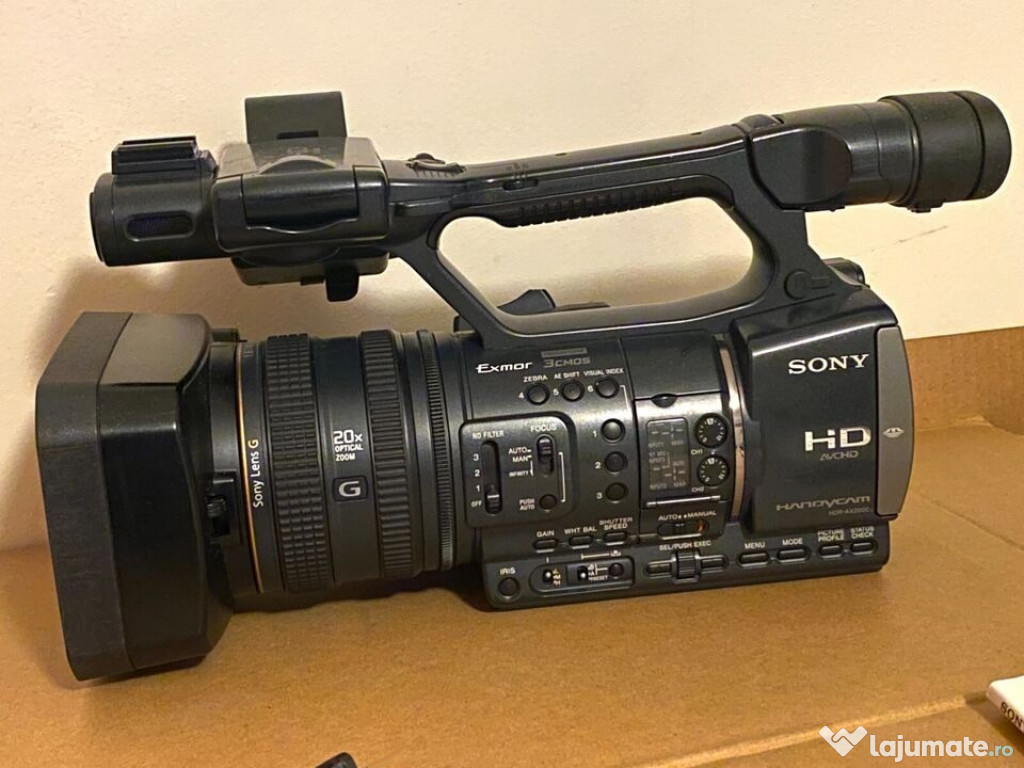Camera profesionala SONY AX 2000 impecabil