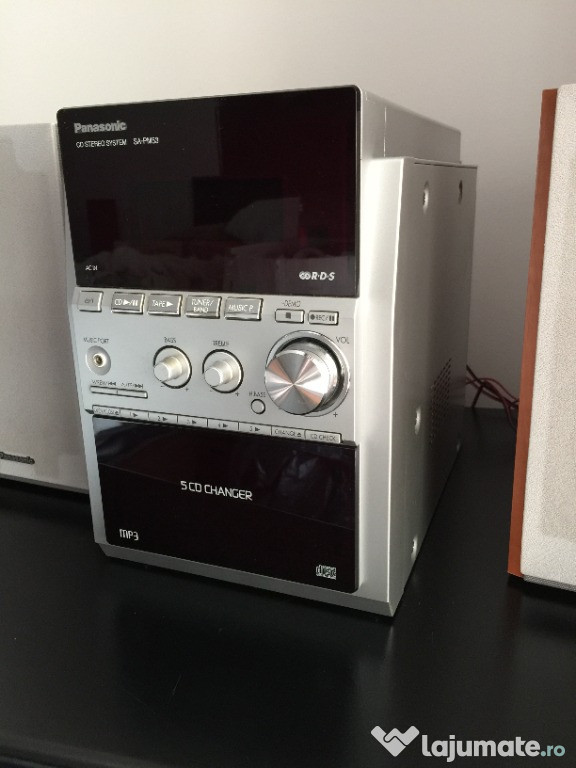 Stereo System cu CD Player - încărcare de 5 CD-uri, Casetofon și Radio