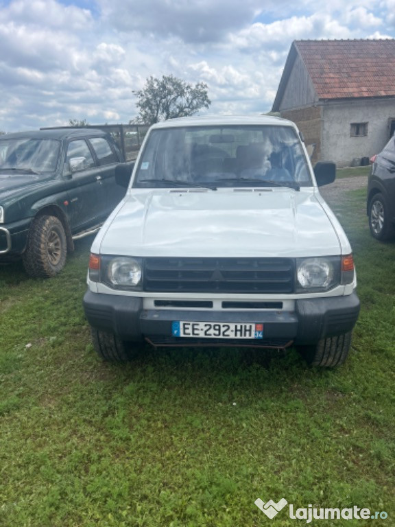 De vânzare Mitsubishi Pagero motor 2,5l an 1995