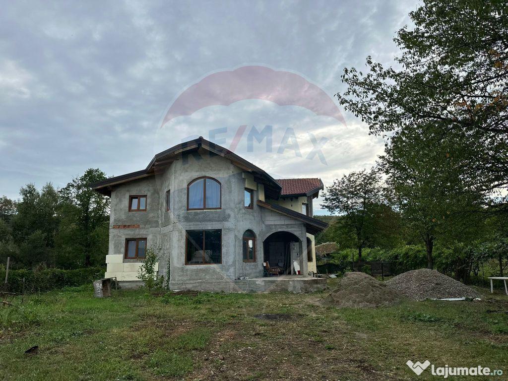 Casă comuna Girov