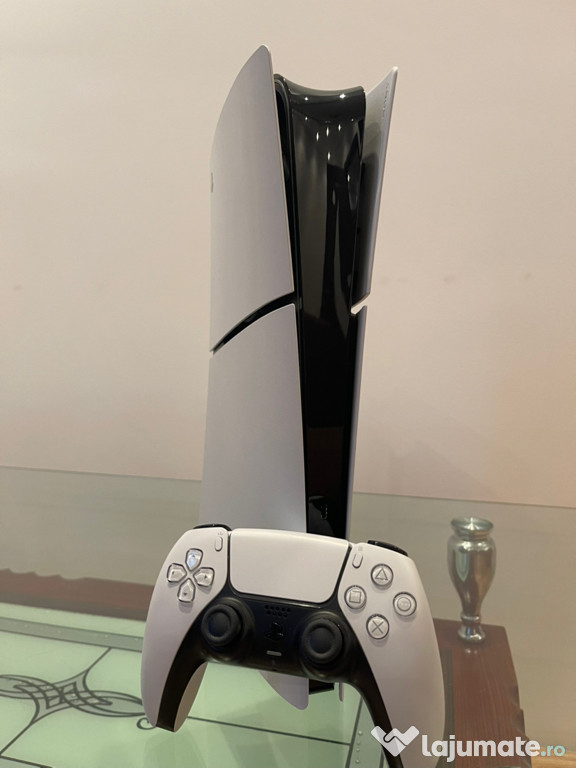 Vând Playstation 5 slim