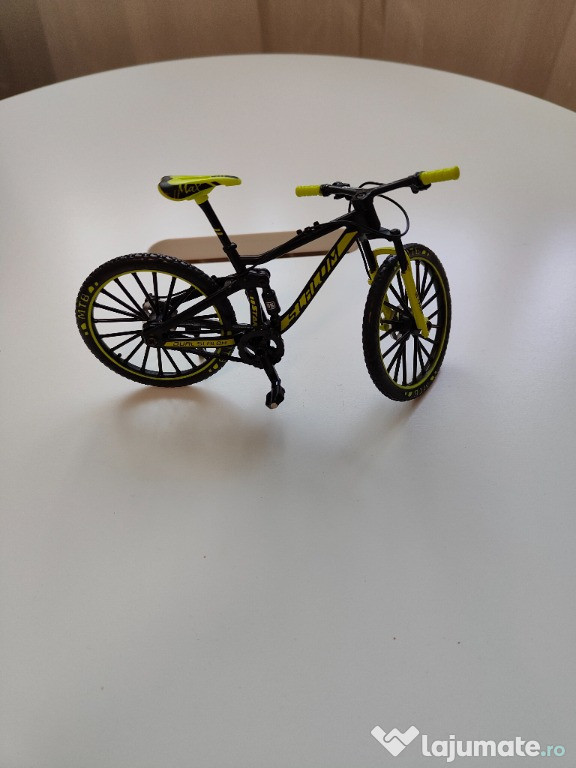 Mini Bicicleta - Model de bicicleta MTB