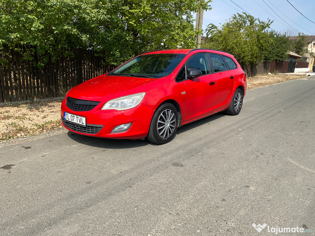 Opel Astra J Sports Tourer