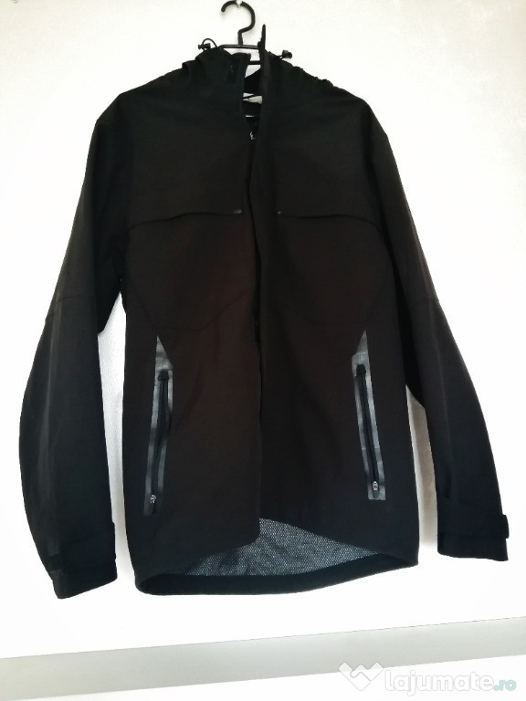 Geaca H&M Sport jacheta barbati neagra masura L antivant impermeabila