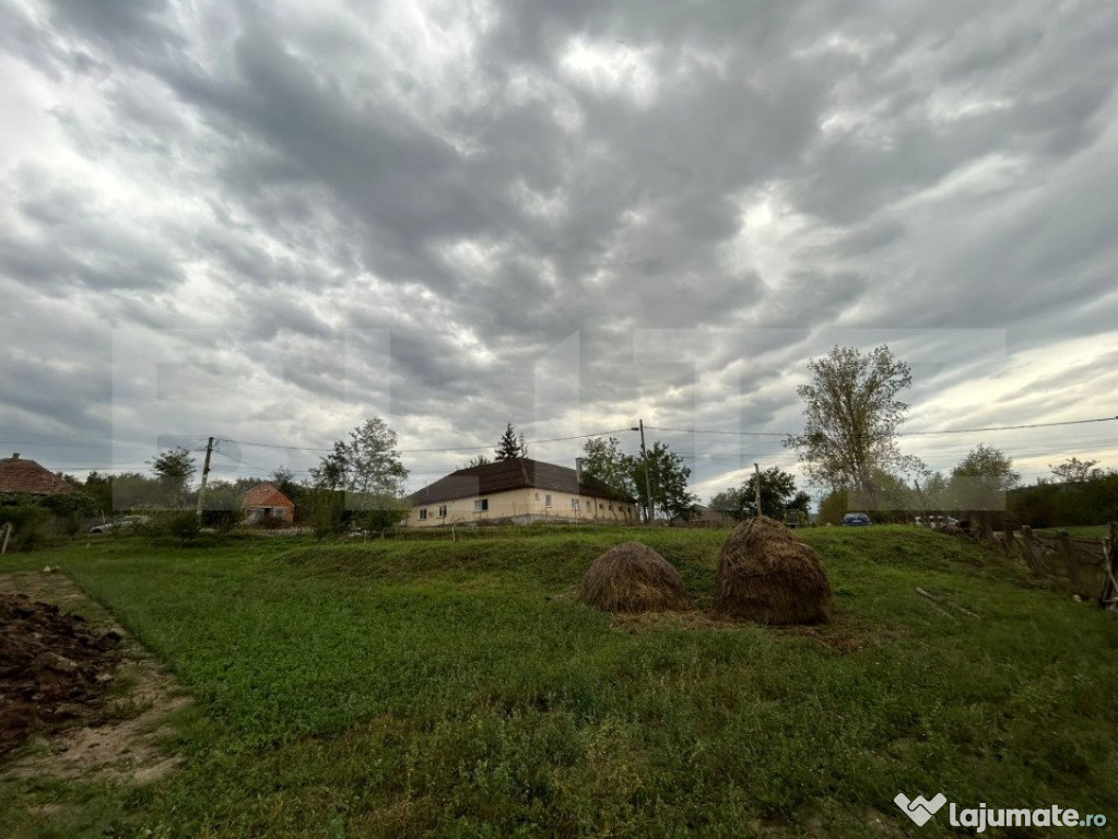 Teren intravilan in Simleu Silvaniei in suparafata de 800 mp