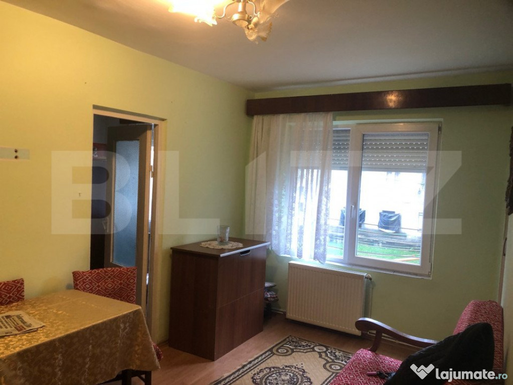 Apartament de vanzare, 2 camere, zona Micro 14