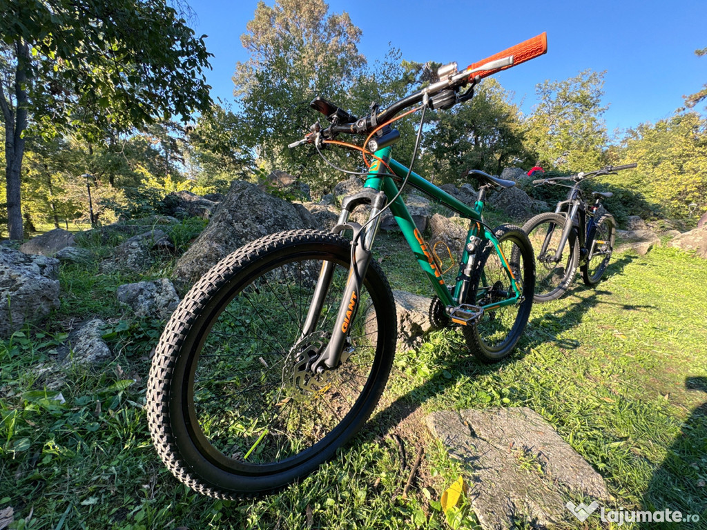 Bicicleta MTB Giant personalizată,Shimano, roți 26”