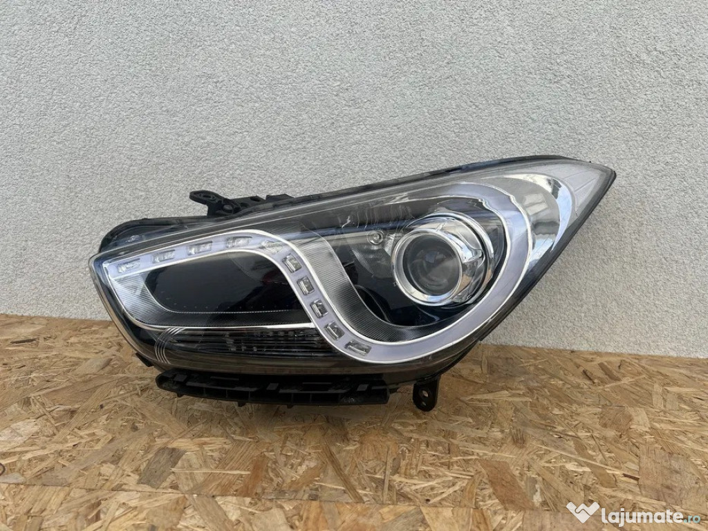 Far stanga Hyundai i40 Xenon + LED Original Europa cod 92101-3z330