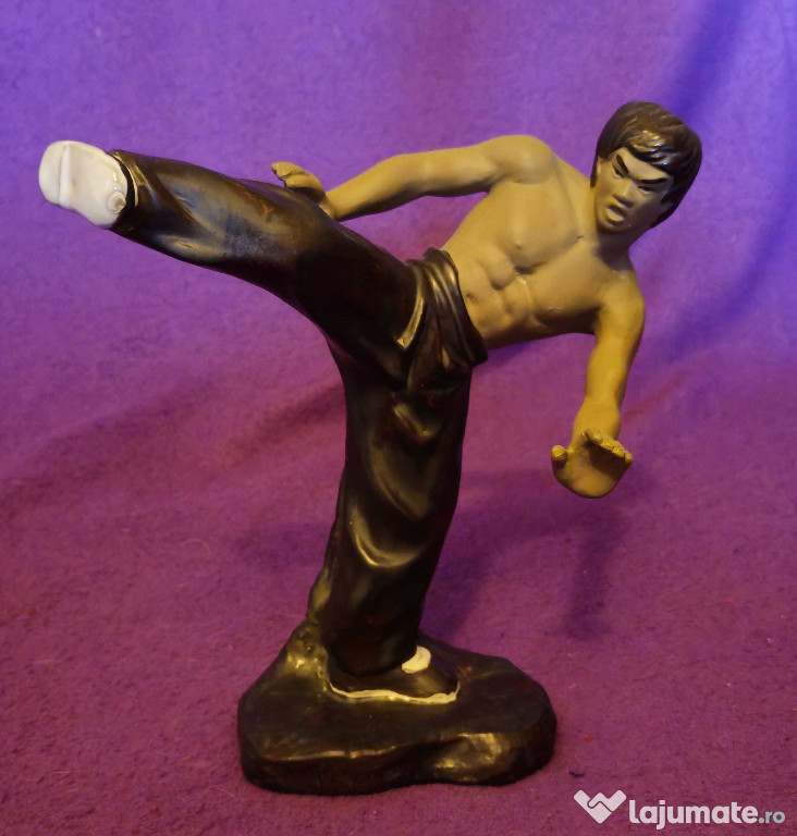 Vand Statueta Bruce Lee din ceramica 21cm