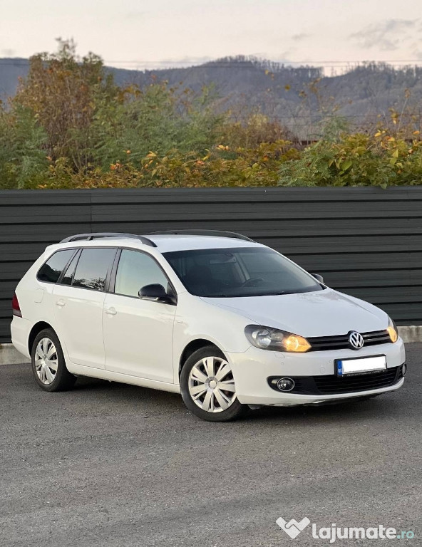 Volkswagen Golf VI - 1.6 TDI Match Edition