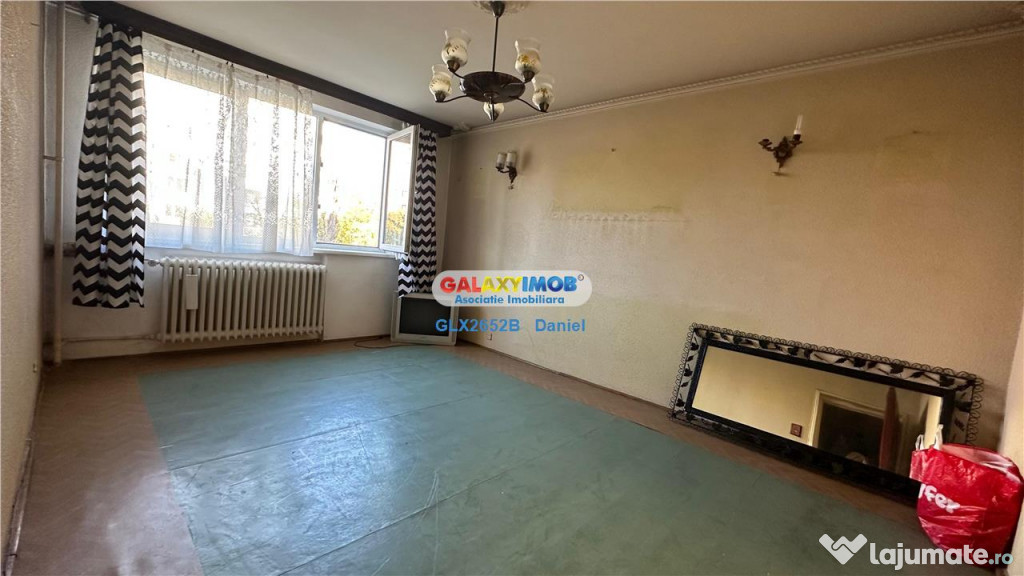 Apartamant 2 camere decomandat etaj intermediar