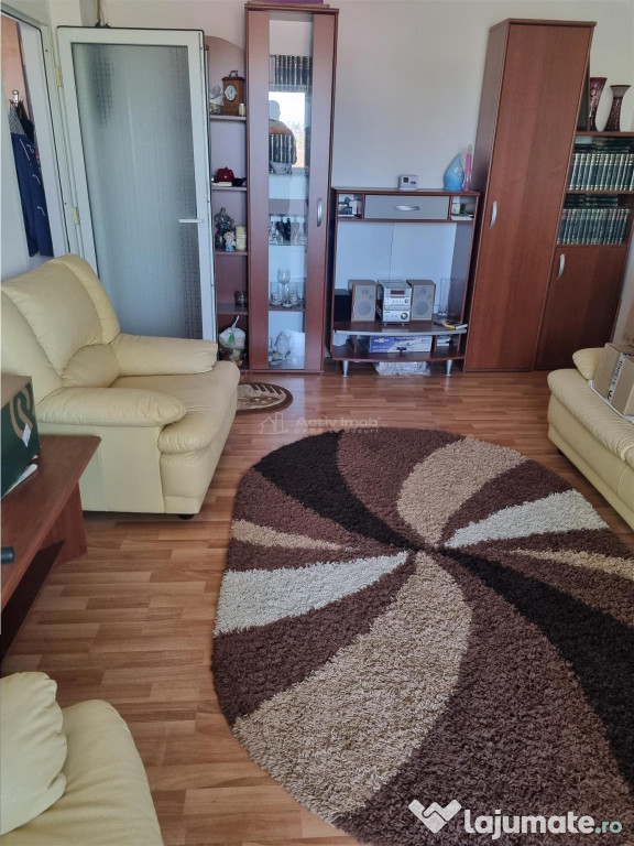 Apartament 3 cam 74mp decomandat ultracentral - Piata