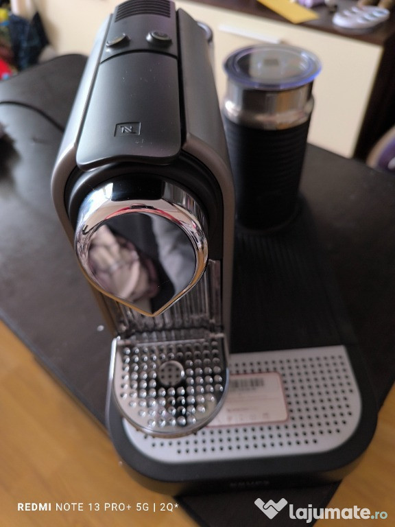 Krups XN 730 T Nespresso Citiz & Milk titan nou!