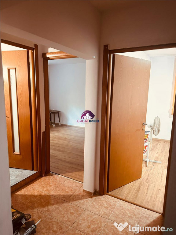 4 camere pentru muncitori/Angajati Str. Foisorului(Vitan)