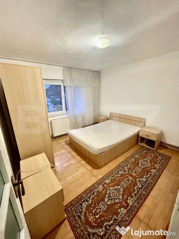 Apartament cu 3 camere, 2 bai, etaj 2, loc parcare, Zona Lip