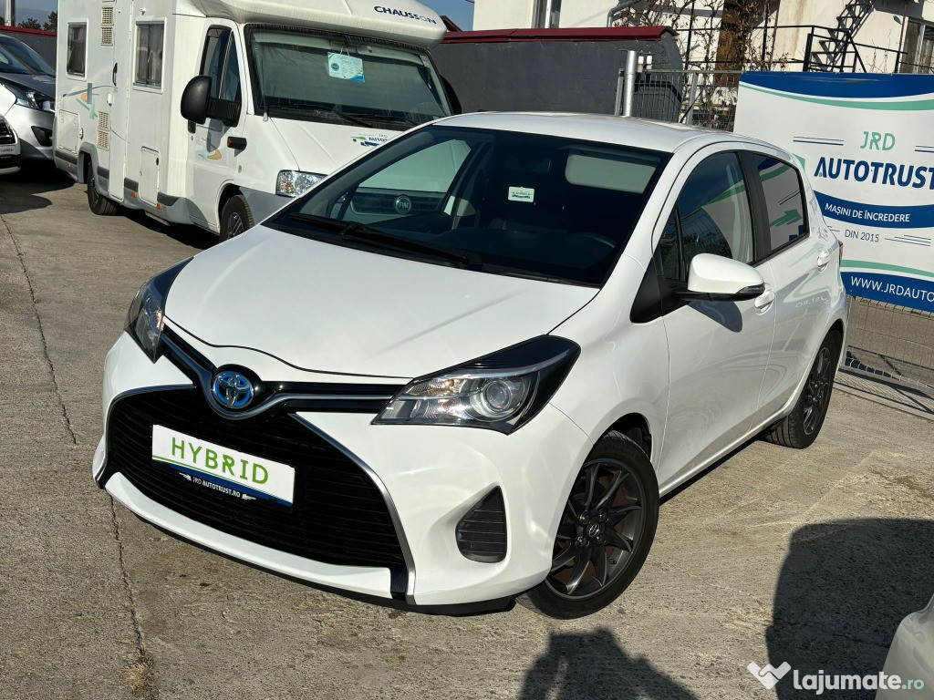 Toyota Yaris 1.5 VVT-i HSD Sol - HYBRID