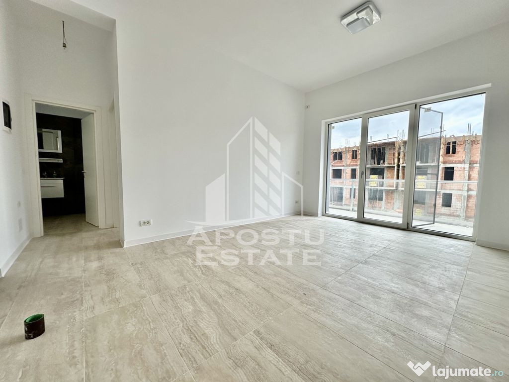 Apartament cu 2 camere, pod propriu in CF, zona Planetelo...