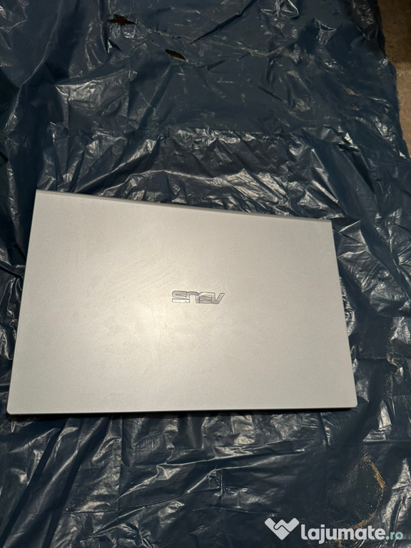 Laptop Asus în stare bună