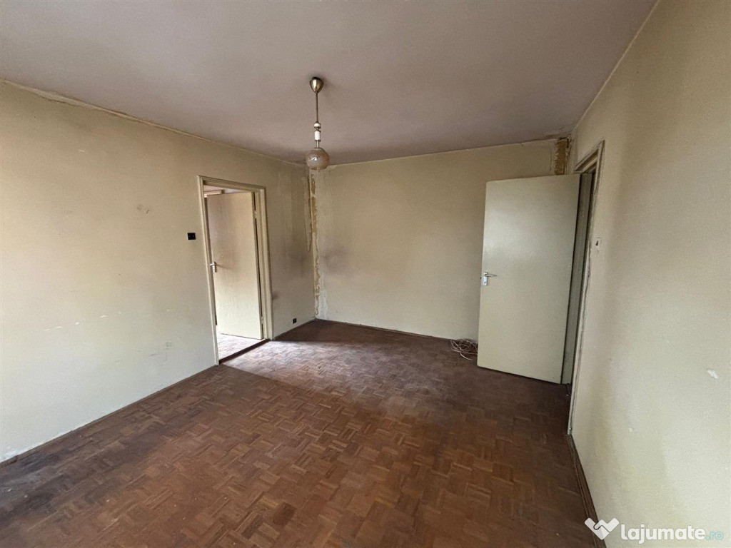 Apartament cu 2 camere, semidecomandat - zona Garii