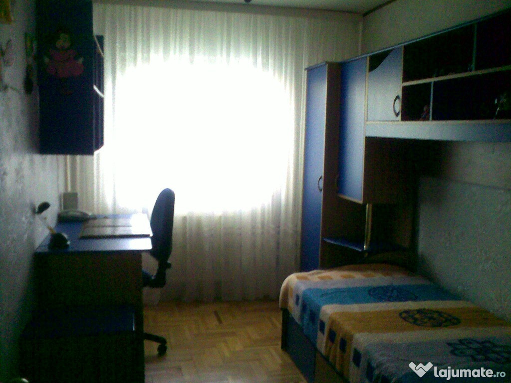 Inchiriere apartament 3 camere