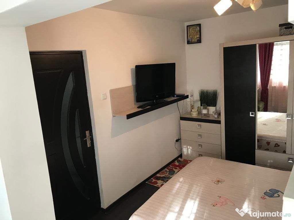 Apartament cu 3 camere