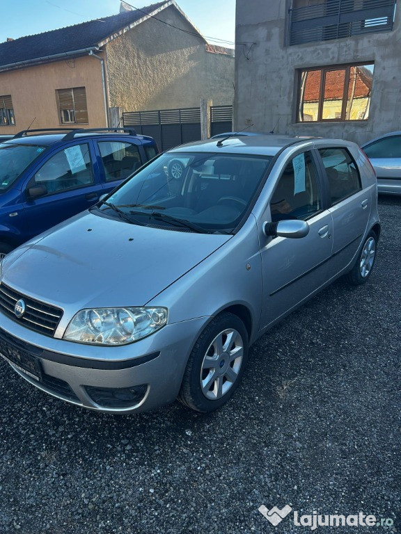 Fiat Punto 2005 1590E