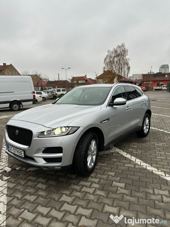 Jaguar F-Pace Pure