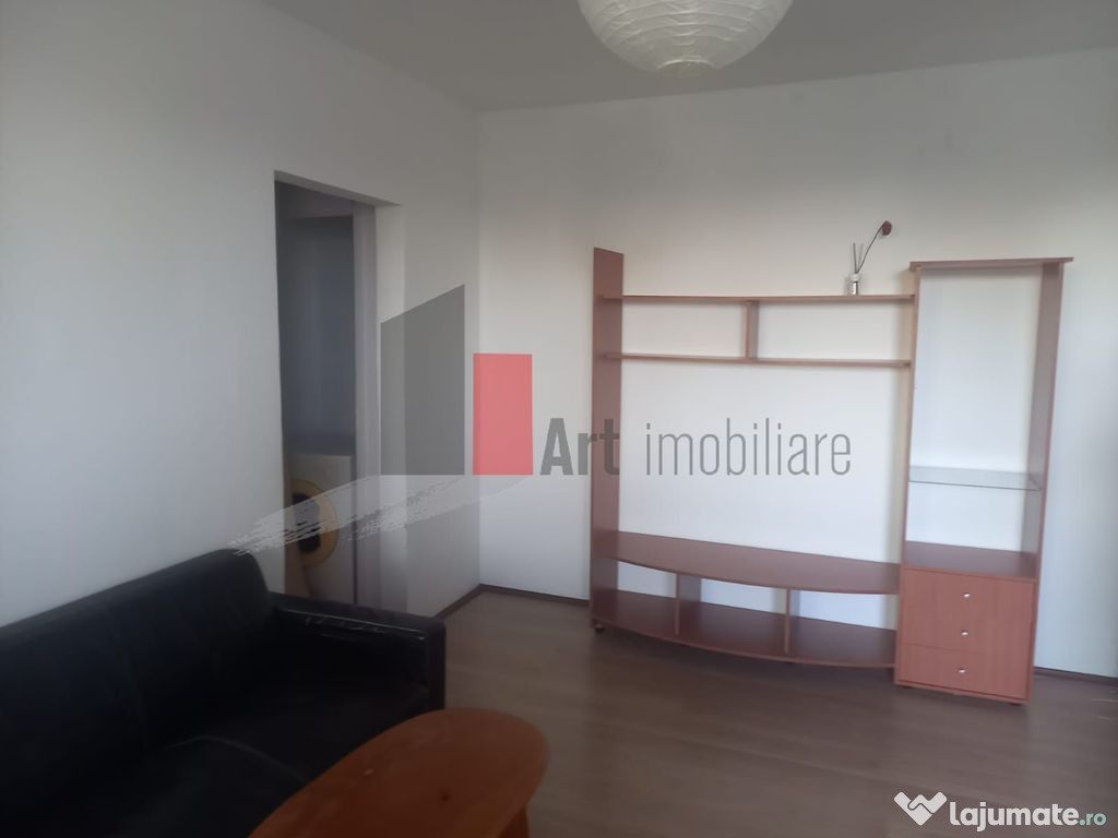 Apartament 2 cam. semidecomandat