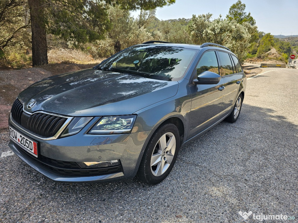 Skoda Octavia 2.0 diesel, Panoramic, 150 cai, 2020