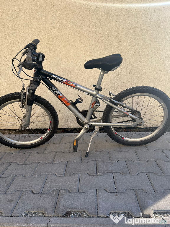 Vând Bicicleta KTM