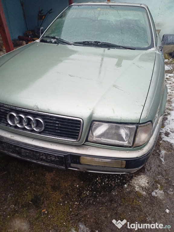 Vând audi 80 pentru piese