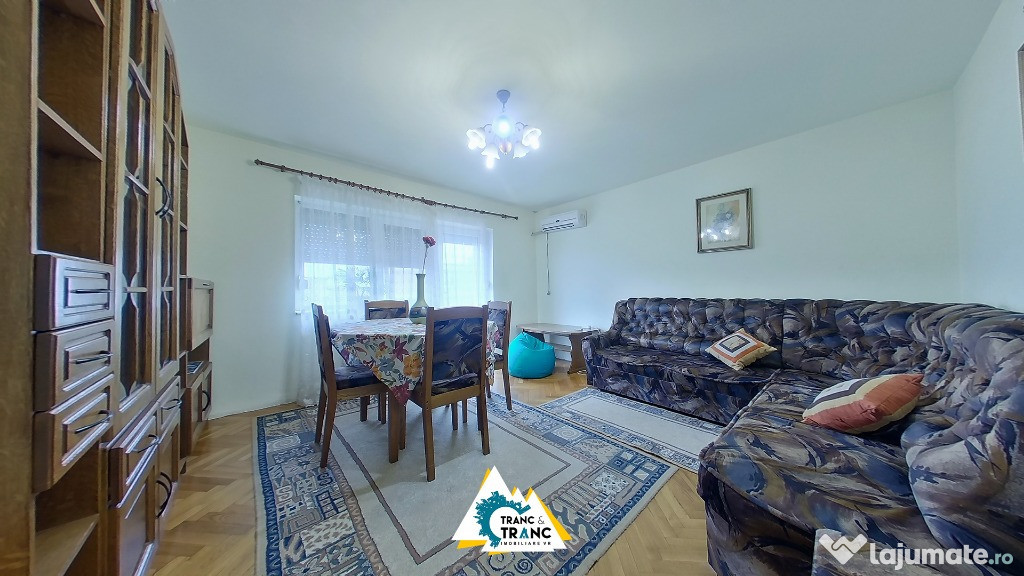 Apartament decomandat cu 3 camere, in Centru, langa Piata Mica