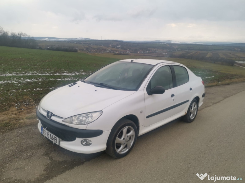 Peugeot 206 1.4i an 2005 1850e garantie