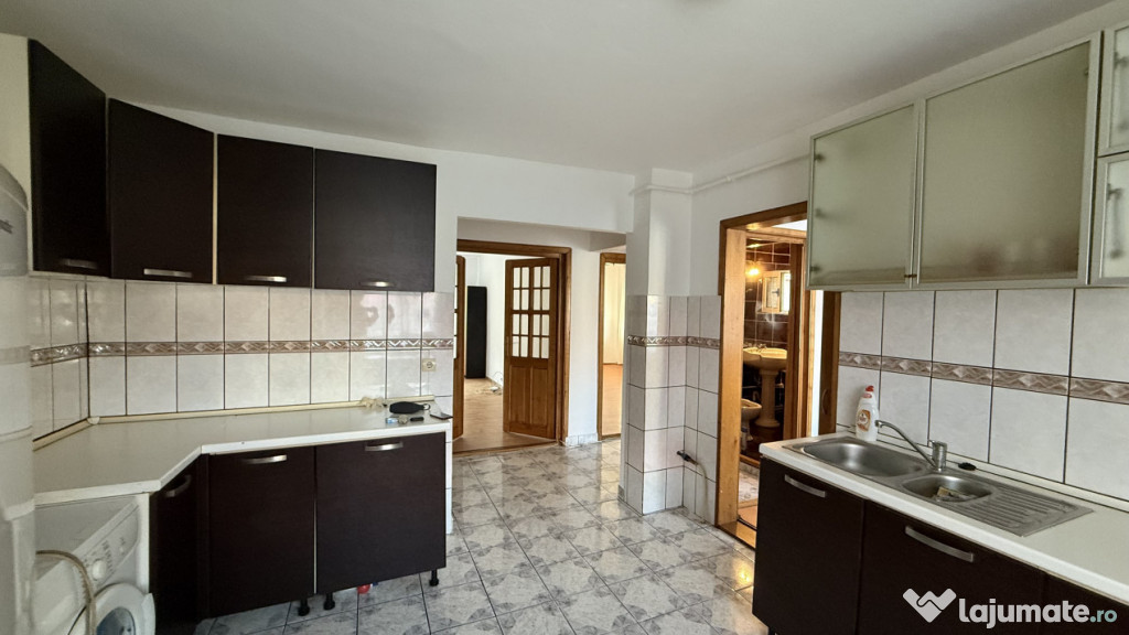 Apartament 3 camere / Macului