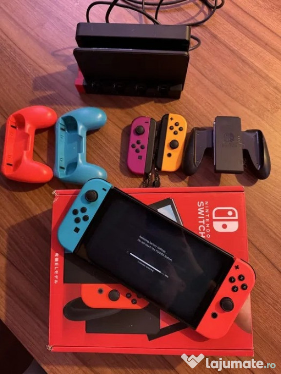 Nintendo Switch Oled Ca Nou + 4 joycons, gamepad, multiple charger