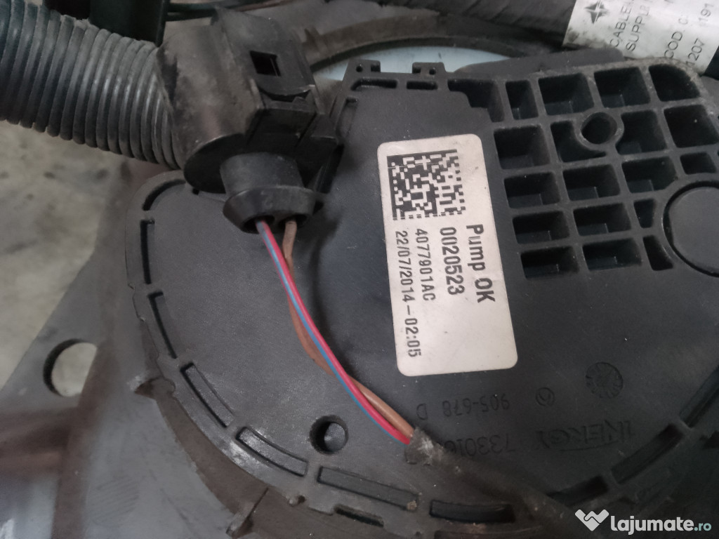 Volan cu comenzi Nissan Pulsar