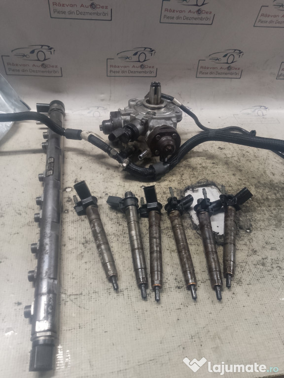 Set Centuri fata cu capsa Mercedes E-Class 2012