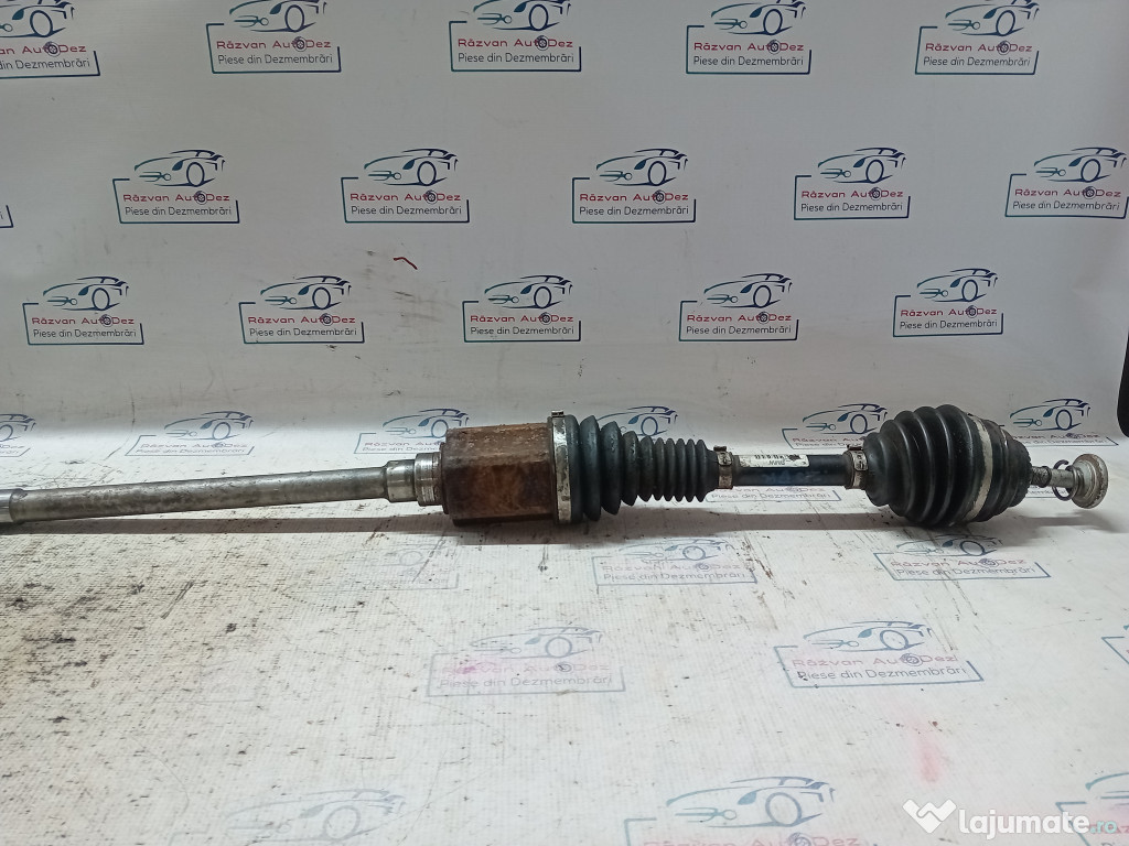 Set Centuri fata cu capsa Hyundai I40 2015