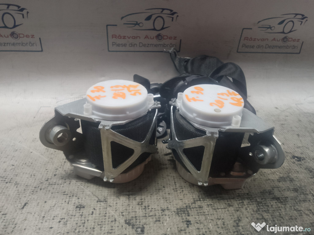Set Centuri fata cu capsa Audi A3 8P 2009