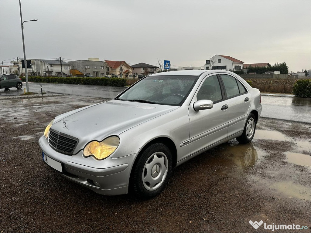 Mercedes C-Class W203 2002 automat