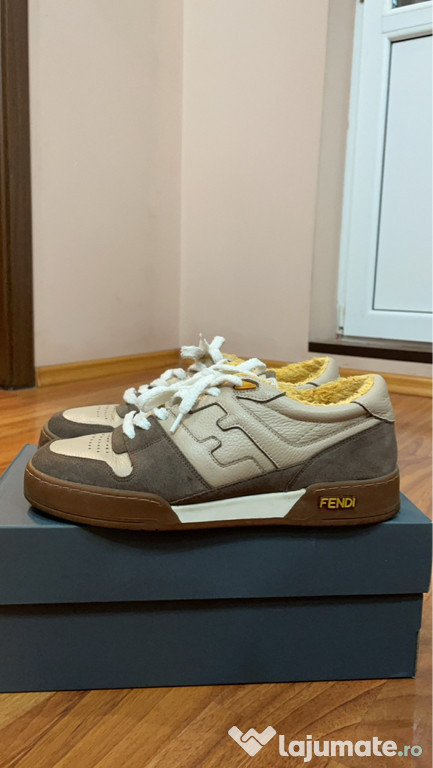 Adidași Fendi, 41