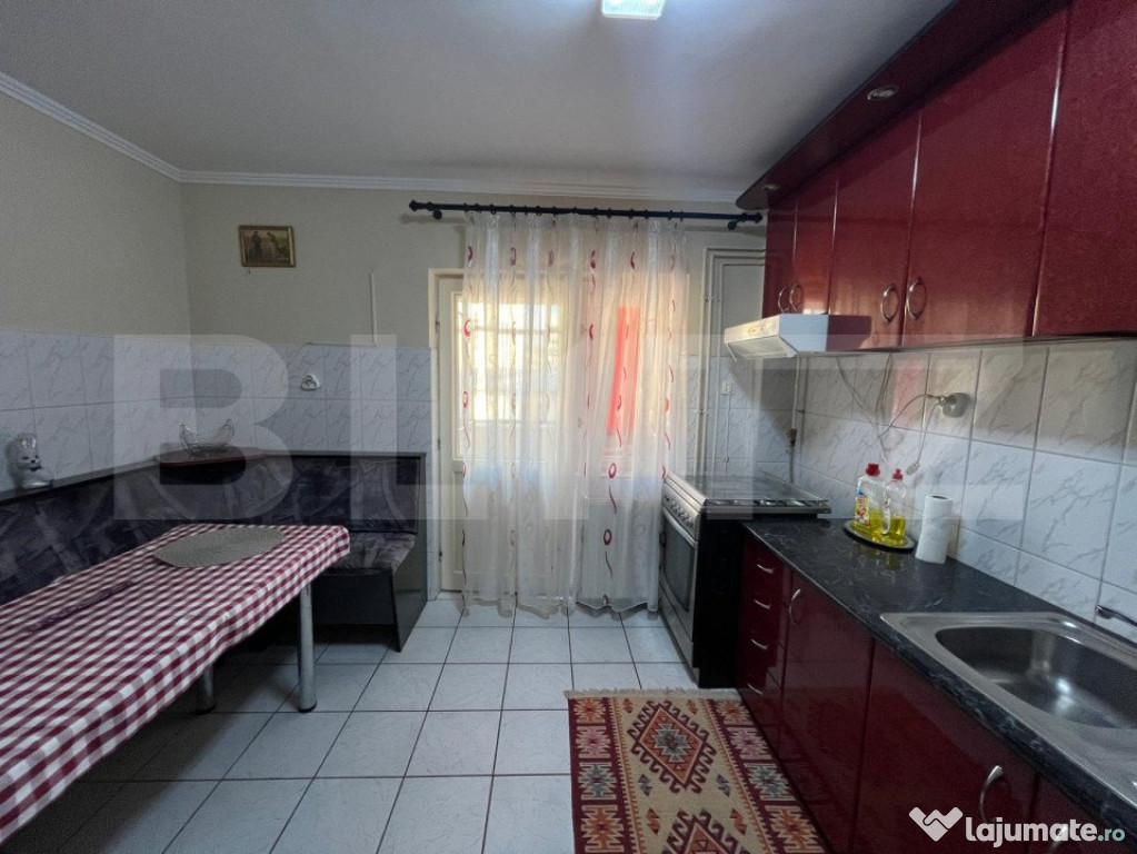 Apartament cu 4 camere, Cartierul Carpați 2, Strada Cibinul